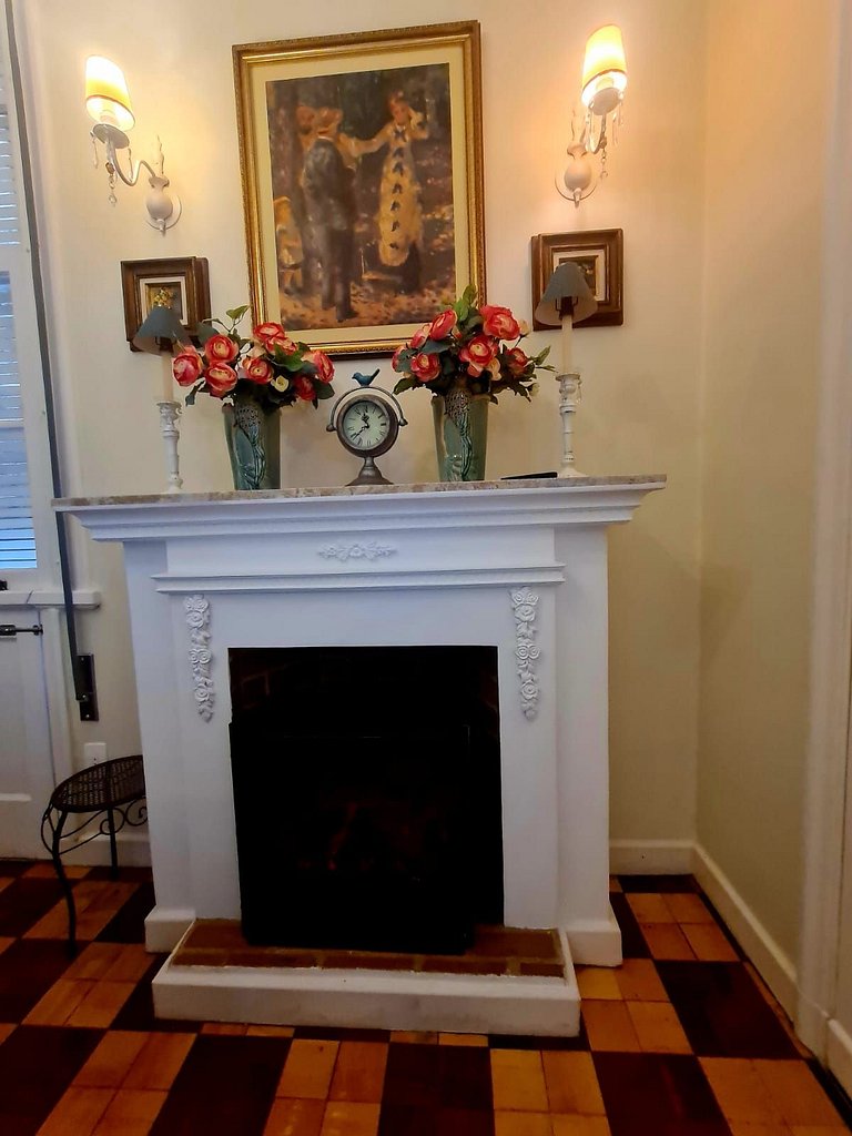Arte e história na luxuosa Suite Francesa no Palácio Quitand