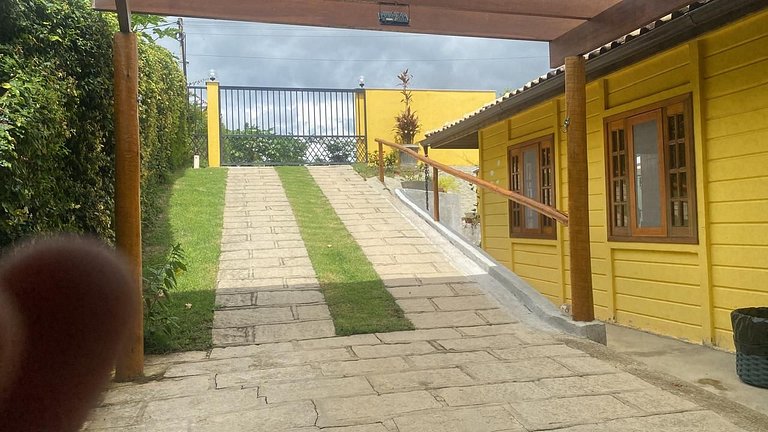 Encantadora Casa Sunset Areal na Serra Fluminense em Condomí