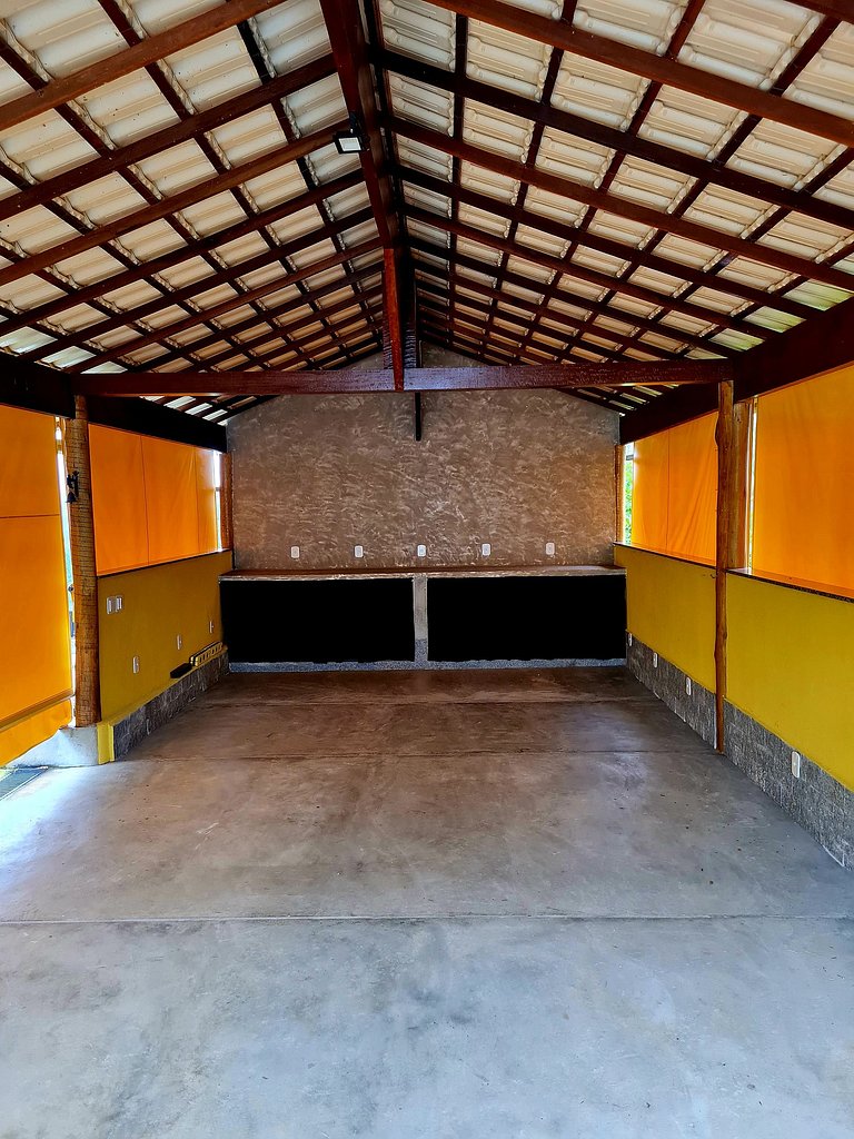 Encantadora Casa Sunset Areal na Serra Fluminense em Condomí