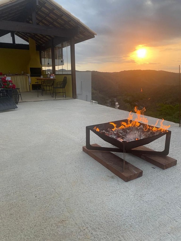 Encantadora Casa Sunset Areal na Serra Fluminense em Condomí