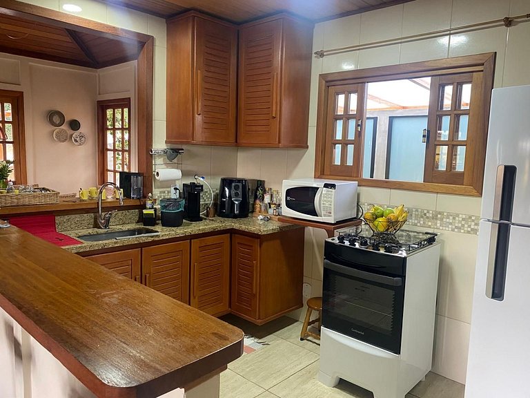 Encantadora Casa Sunset Areal na Serra Fluminense em Condomí