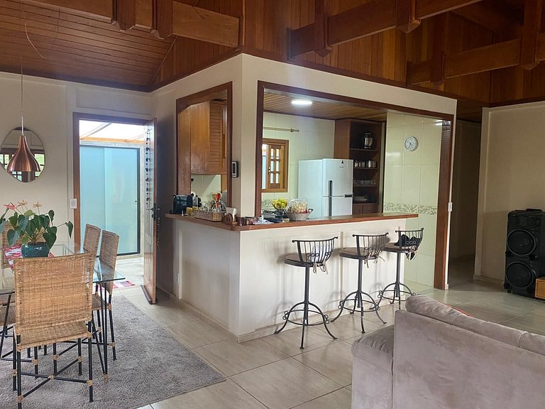 Encantadora Casa Sunset Areal na Serra Fluminense em Condomí