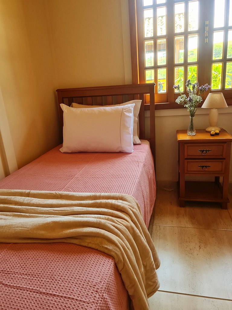 Encantadora Casa Sunset Areal na Serra Fluminense em Condomí